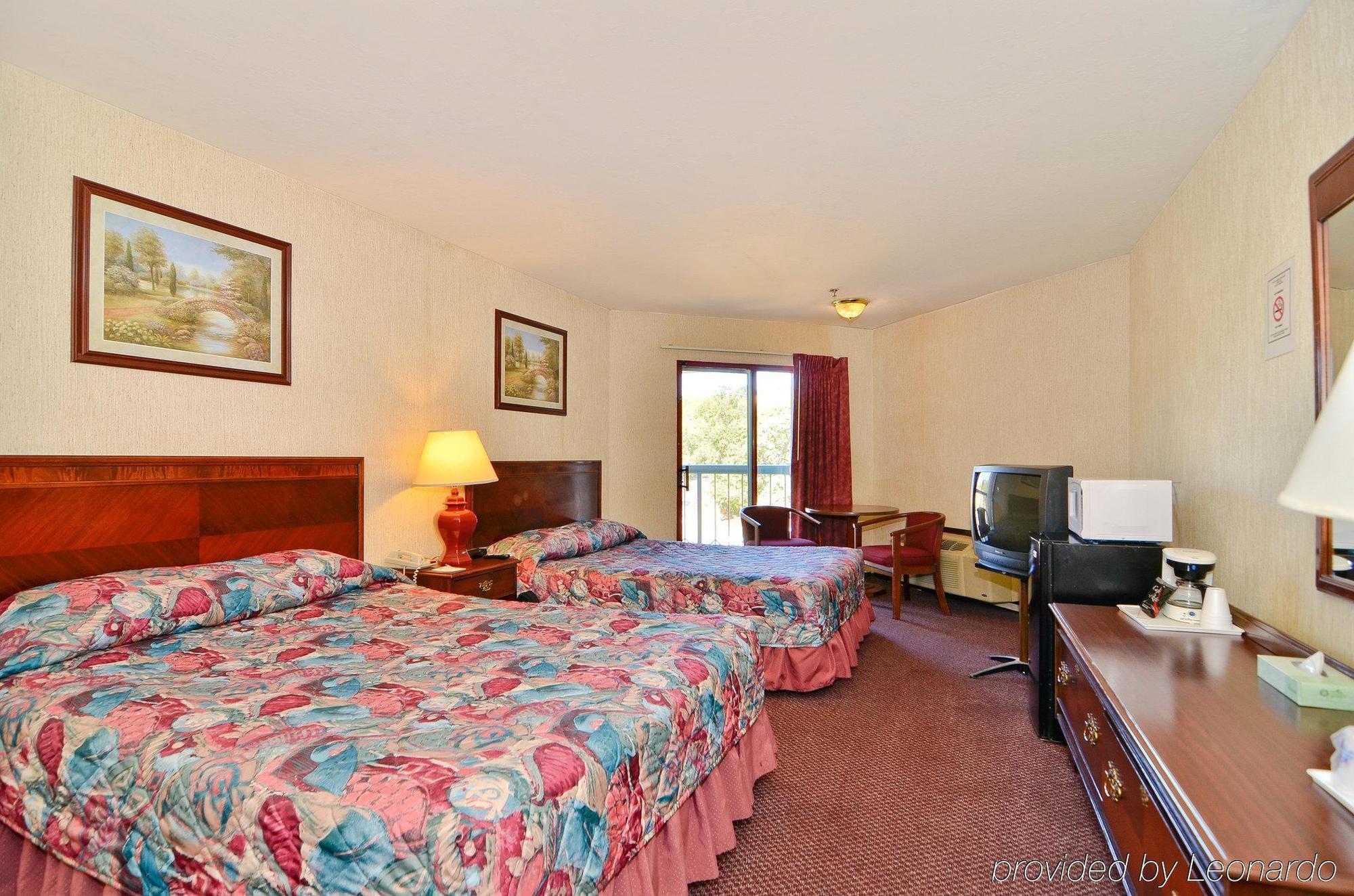 Americas Best Value Inn Novato Marin Sonoma Номер фото