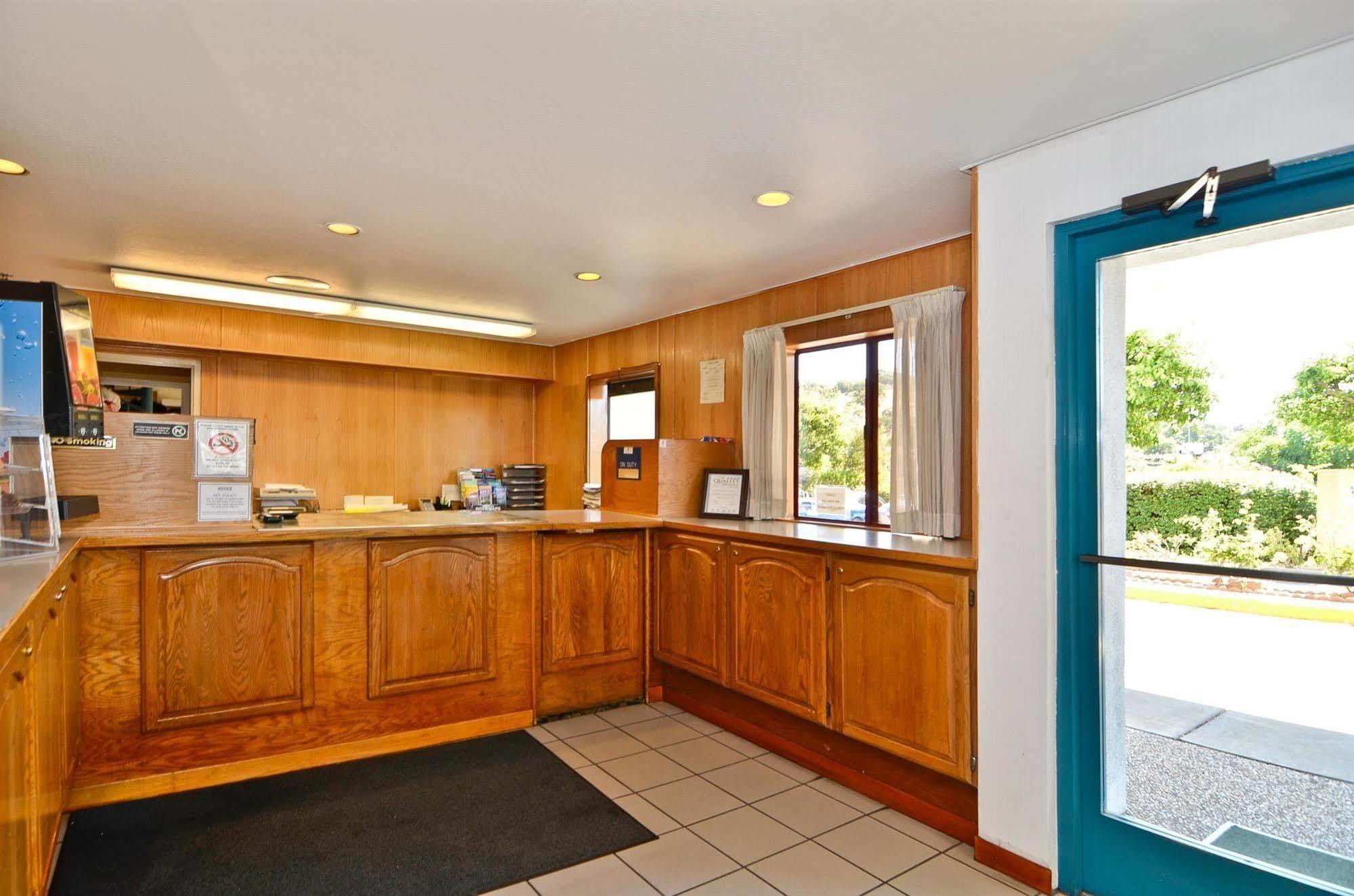 Americas Best Value Inn Novato Marin Sonoma Ресторан фото